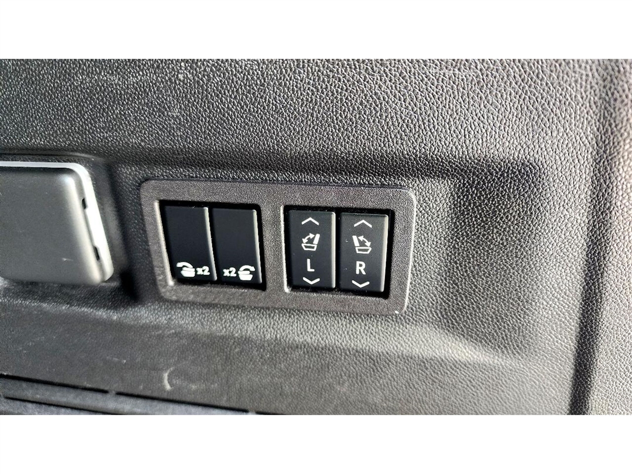 GMC Yukon 4WD 4dr Denali 2023 GMC Yukon 4WD 4dr Denali 2023