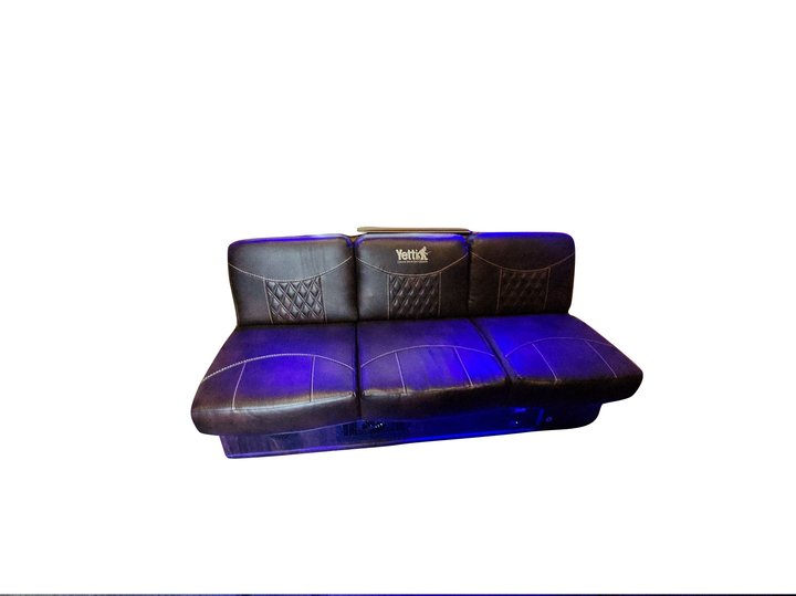 Yetti Traxx Edition - T817HD-PK 8 ft x 17 ft  2018 Yetti Traxx Edition - T817HD-PK 8 ft x 17 ft  2018