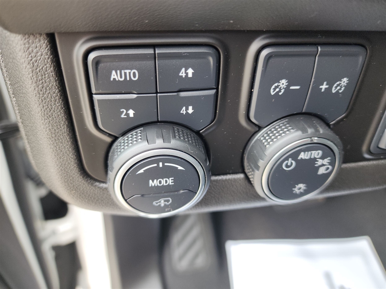 Chevrolet Tahoe 4WD 4dr High Country 2023 Chevrolet Tahoe 4WD 4dr High Country 2023