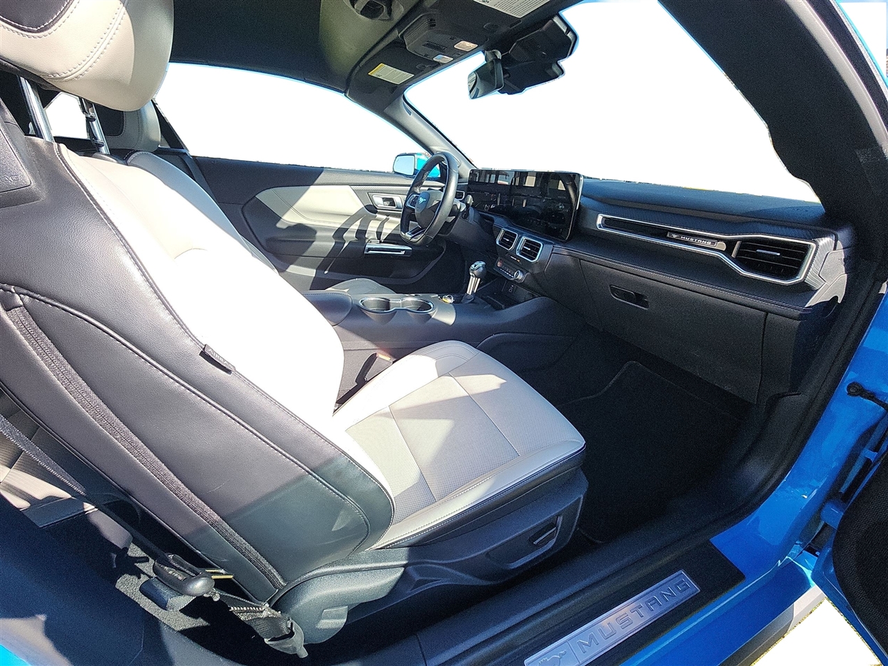 Ford Mustang EcoBoost Convertible 2024 Ford Mustang EcoBoost Convertible 2024