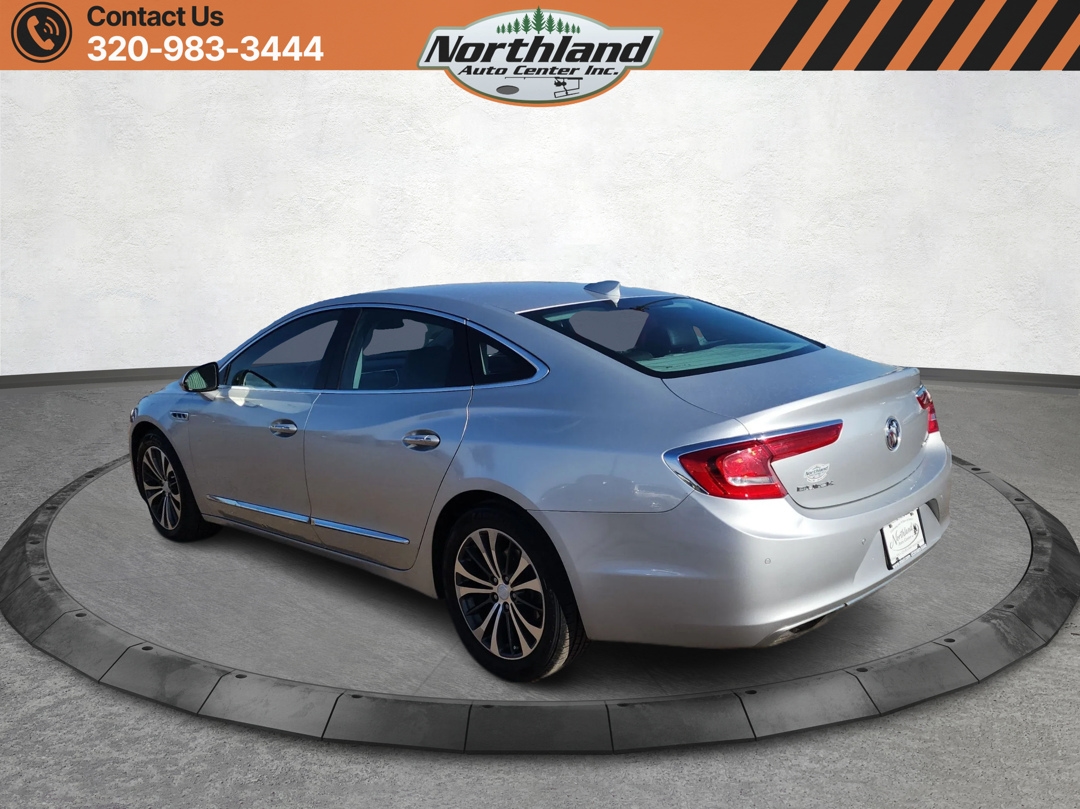 Buick LaCrosse 4dr Sdn Essence FWD 2017 Buick LaCrosse 4dr Sdn Essence FWD 2017