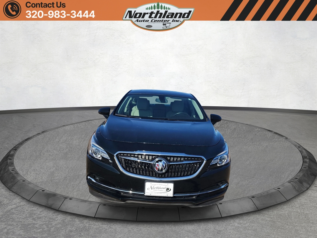 Buick LaCrosse 4dr Sdn Essence FWD 2017 Buick LaCrosse 4dr Sdn Essence FWD 2017
