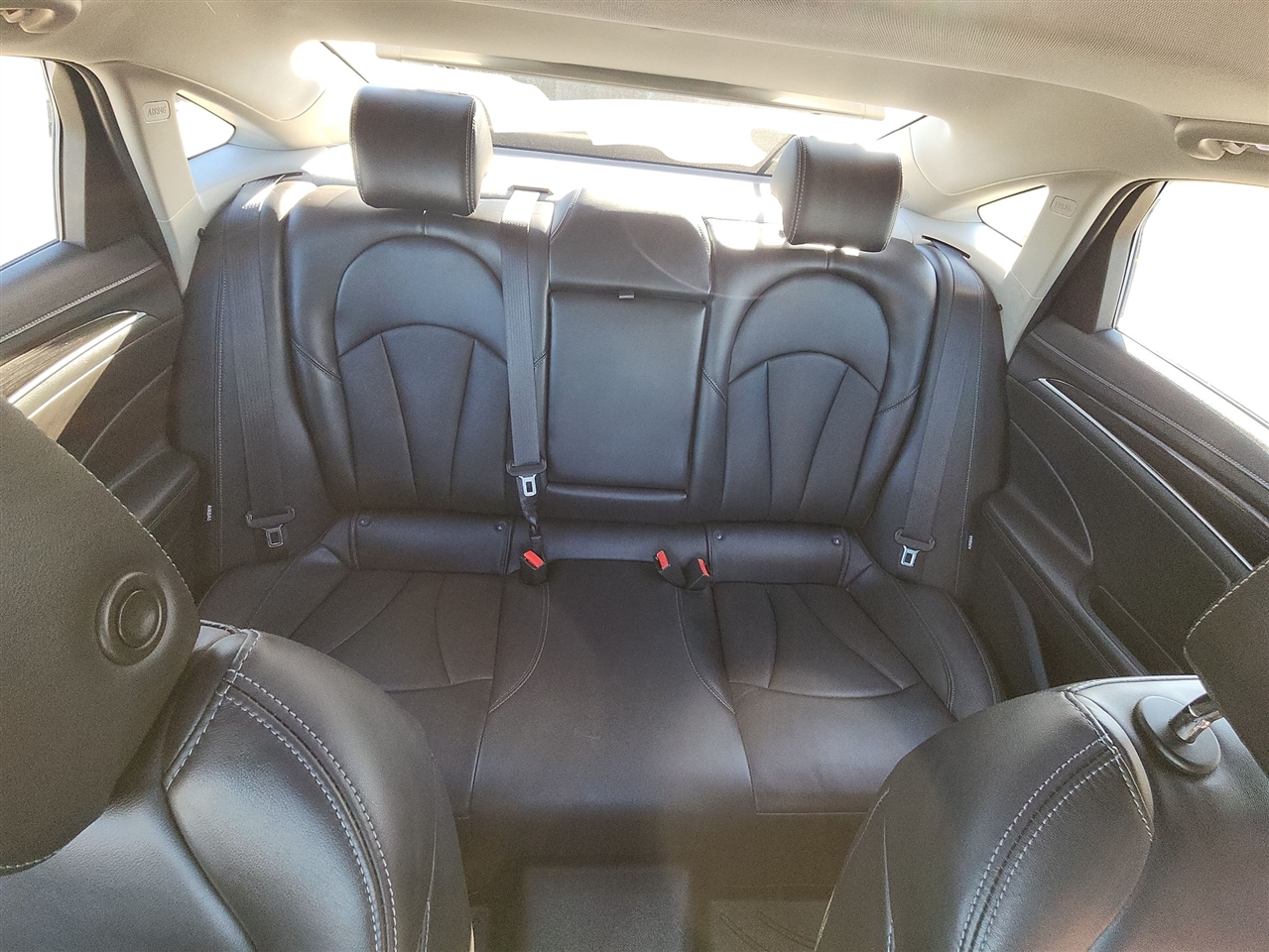 Buick LaCrosse 4dr Sdn Essence AWD 2019 Buick LaCrosse 4dr Sdn Essence AWD 2019