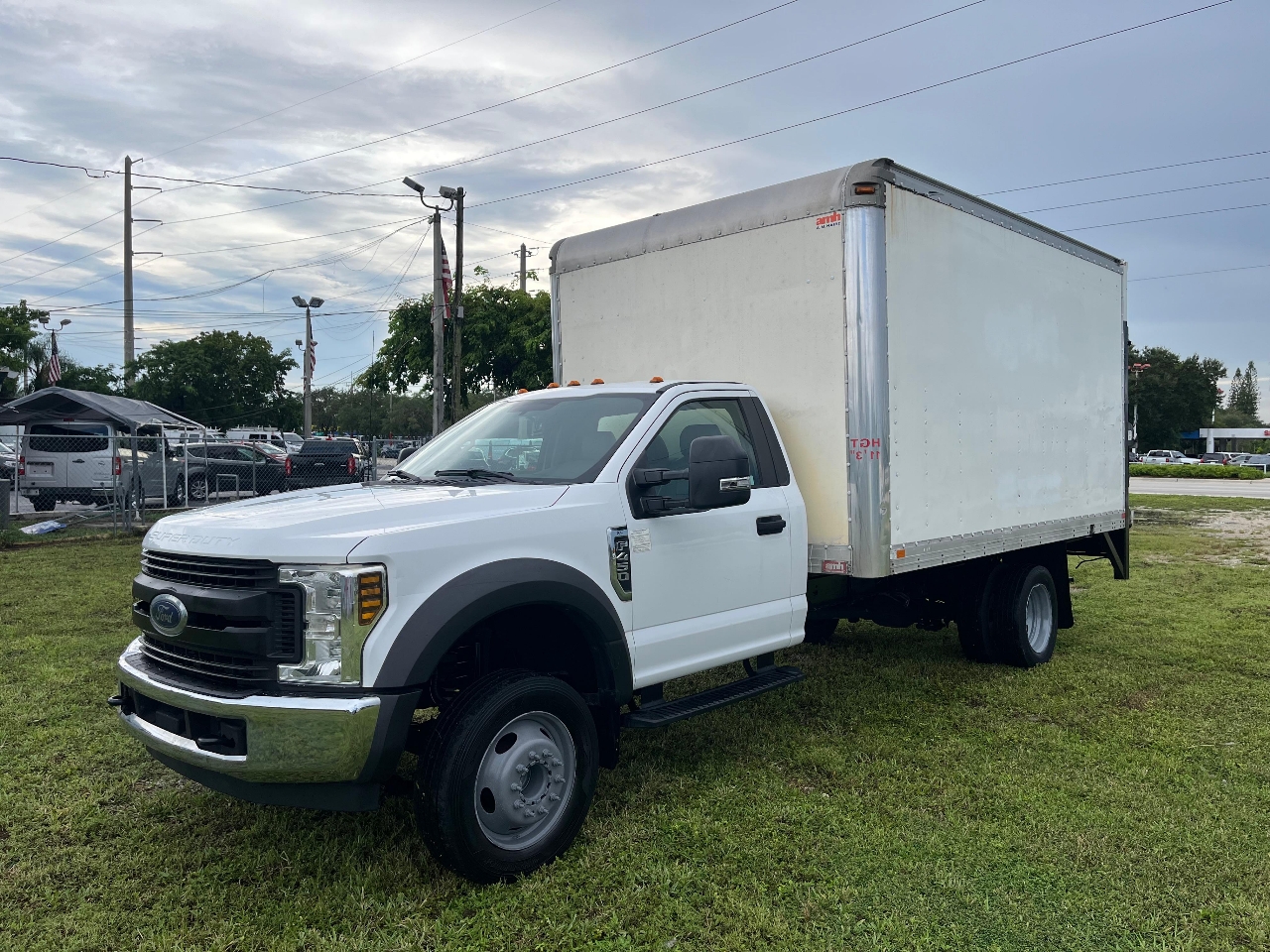 2018 Ford F-450 Super Duty Chassis XL