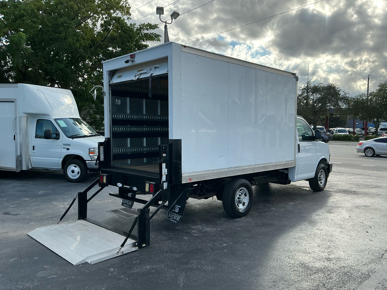 Chevrolet Express  2021