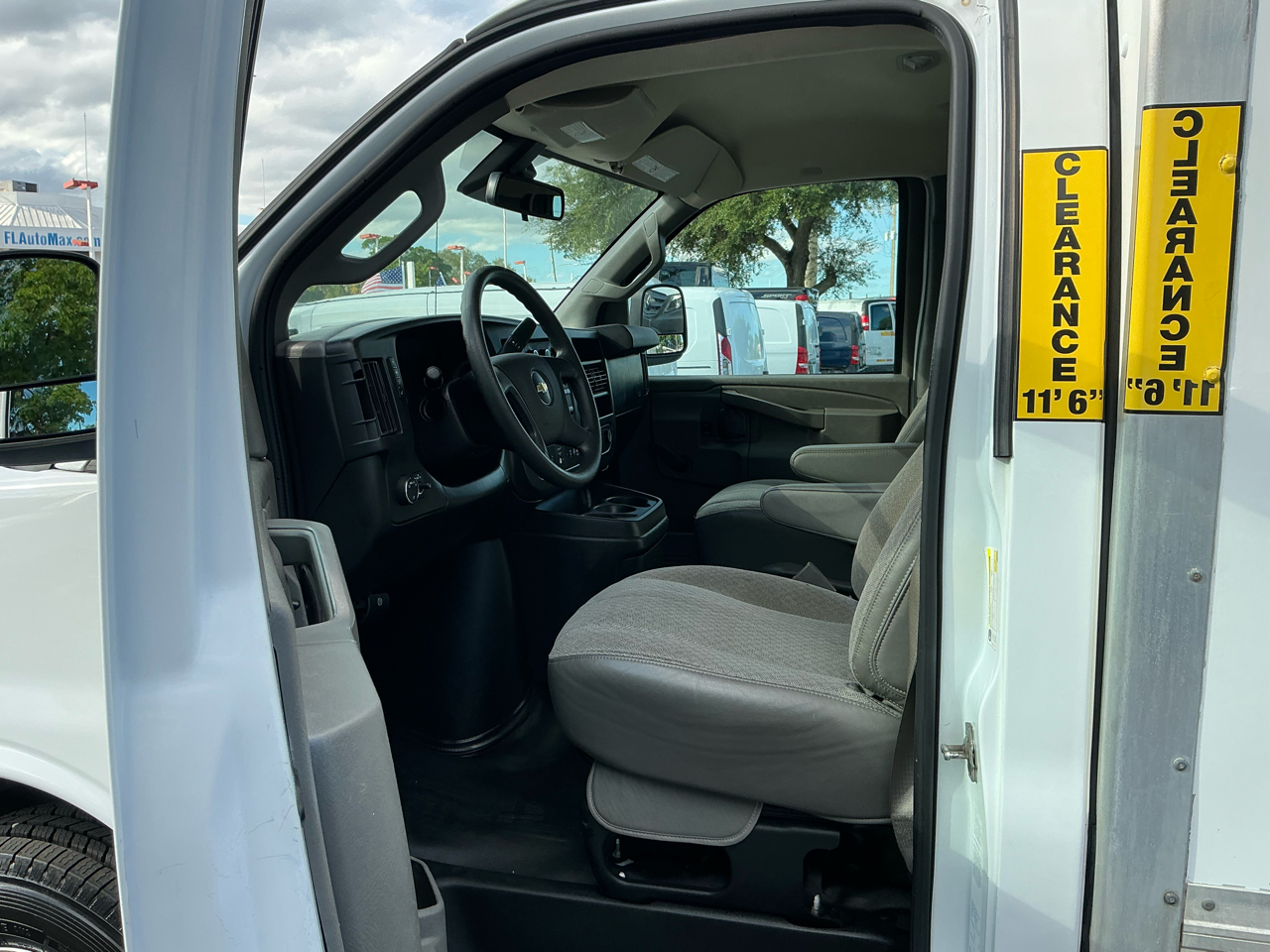 Chevrolet Express  2021