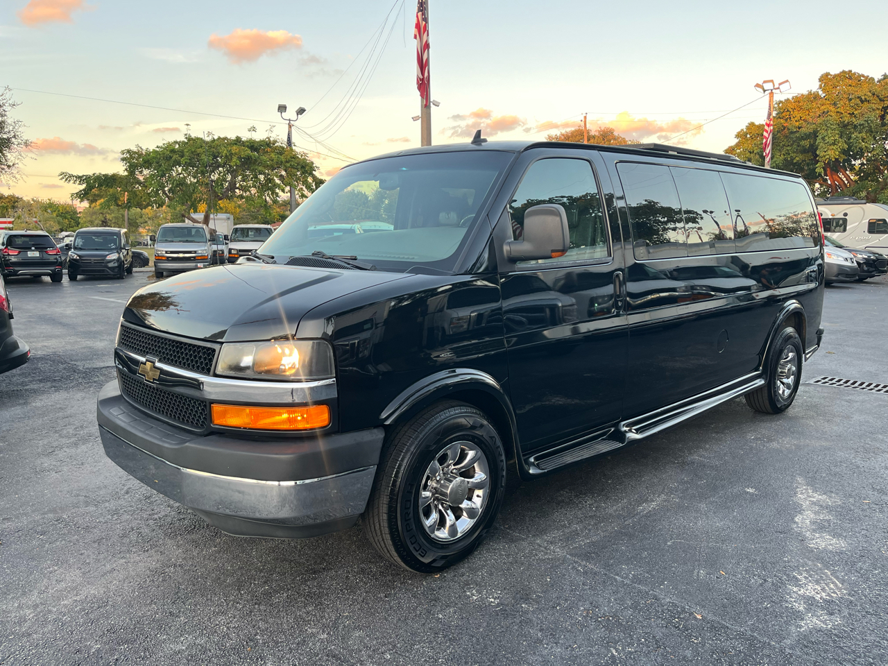 2010 Chevrolet Express 2500 Cargo Van 1WT 155.0" WB