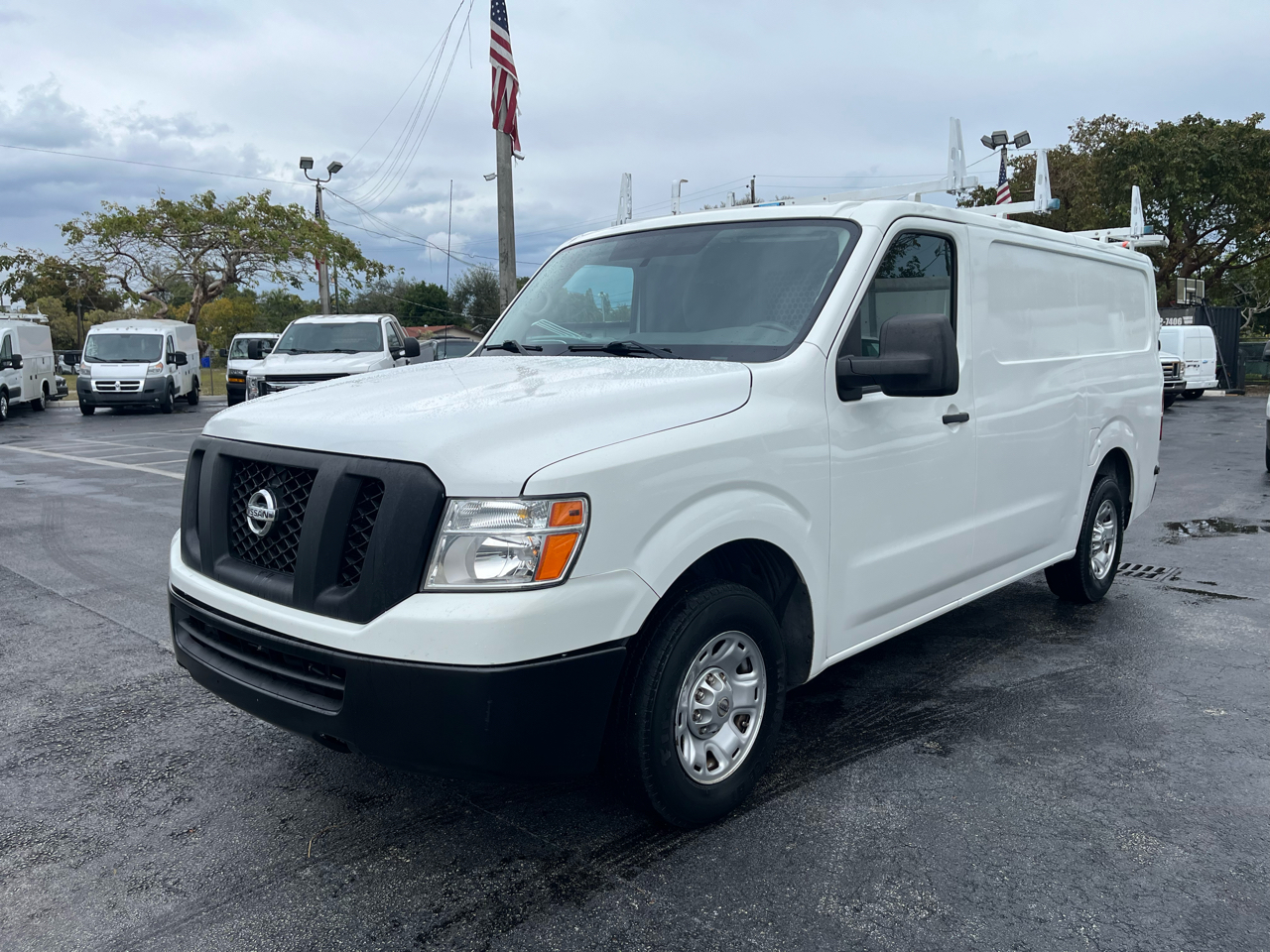 2018 Nissan NV Cargo 2500 HD SV V6