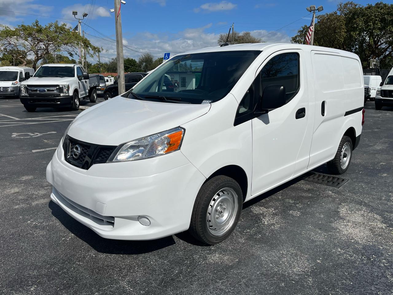 2021 Nissan NV200 S