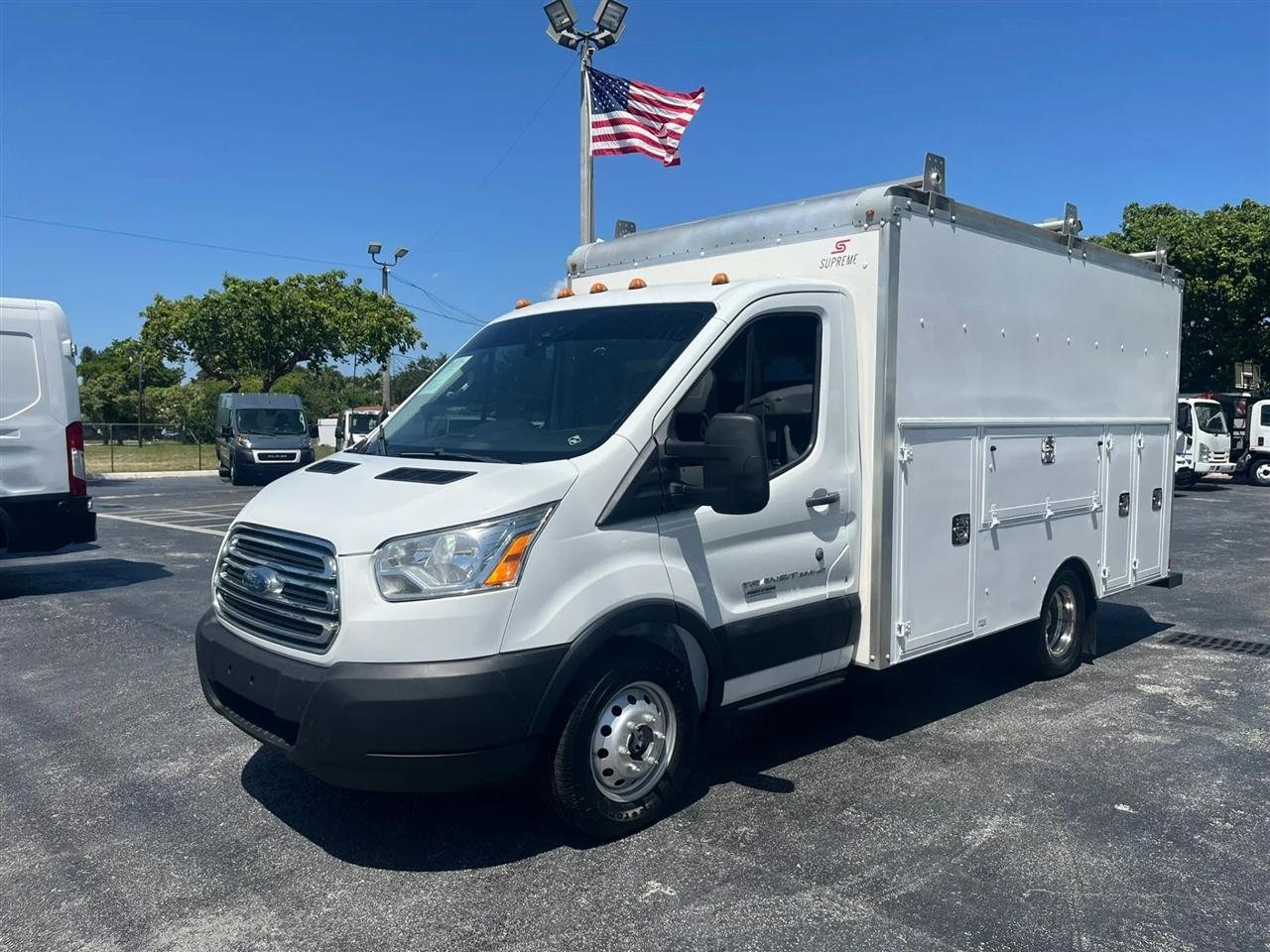 2019 Ford Transit Cutaway 350 HD Cutaway Van 2D