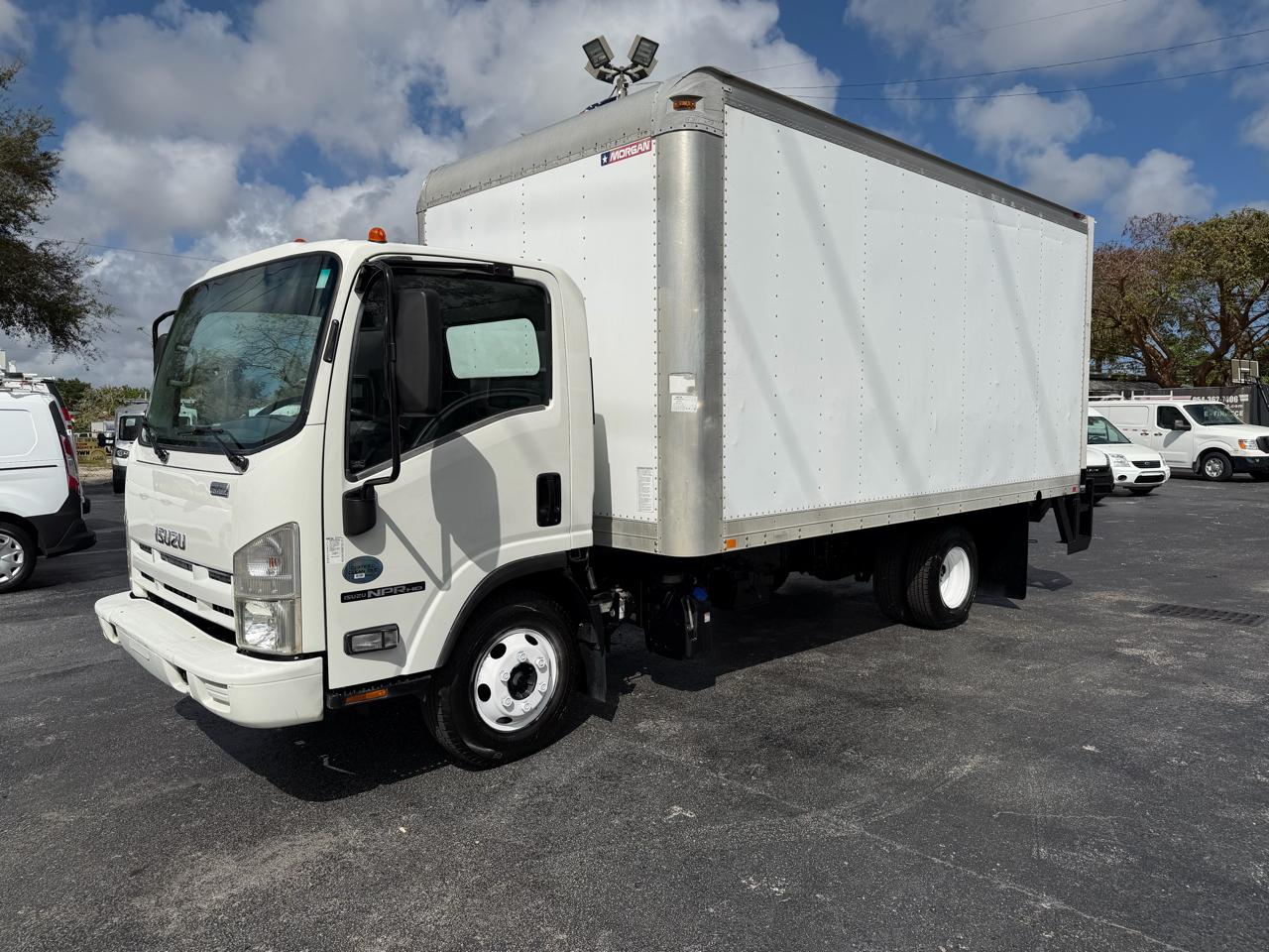 2014 Isuzu NPR 