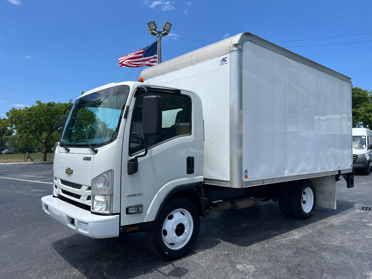 2021 Chevrolet Chassis 4500 EXPRESS 4500  BASE