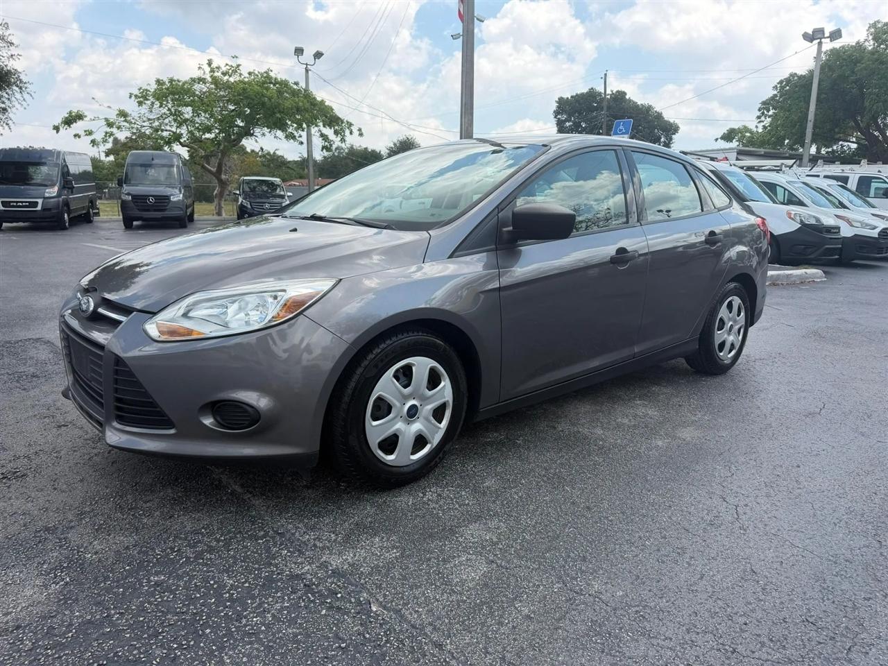 2013 Ford Focus S Sedan 4D