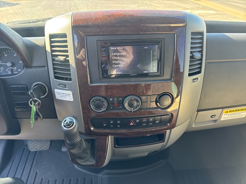 Mercedes-Benz Sprinter 3500 High Roof 170-in. WB 2015