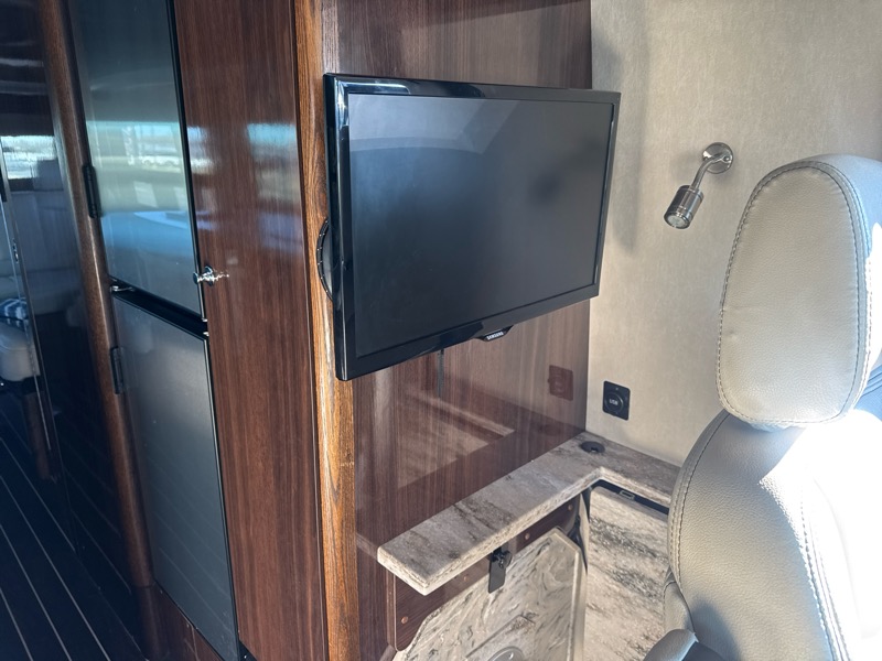 Mercedes-Benz Sprinter 3500 High Roof 170-in. WB 2015