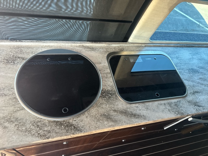 Mercedes-Benz Sprinter 3500 High Roof 170-in. WB 2015