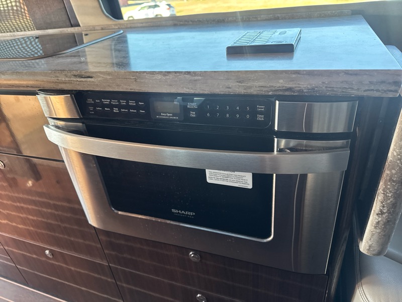 Mercedes-Benz Sprinter 3500 High Roof 170-in. WB 2015