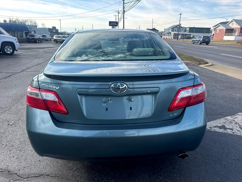Toyota Camry XLE 5-Spd AT 2009