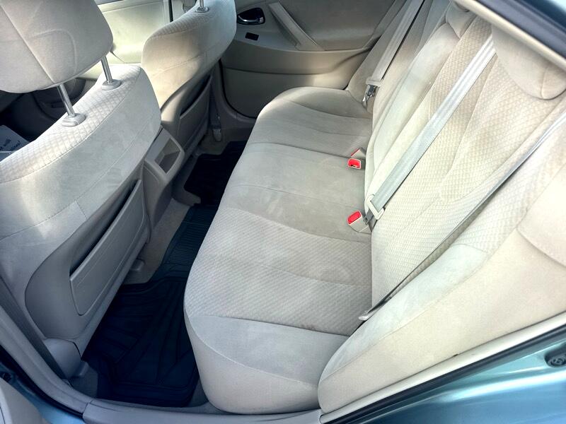 Toyota Camry XLE 5-Spd AT 2009