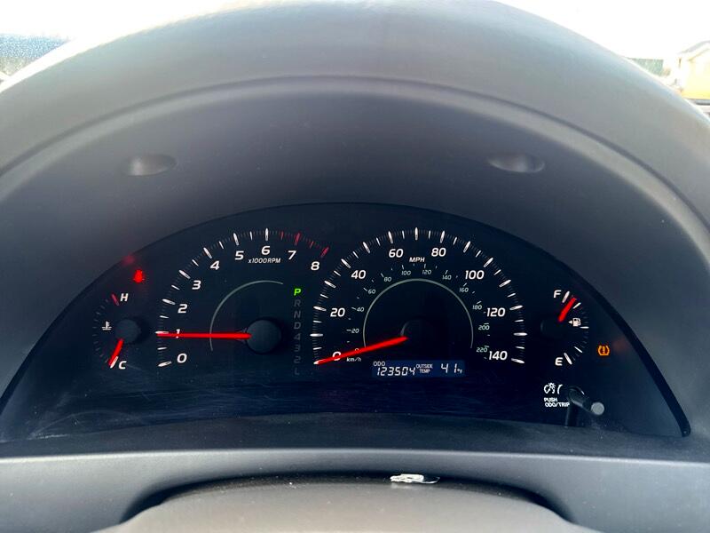 Toyota Camry XLE 5-Spd AT 2009