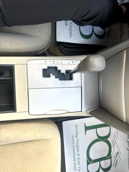 Toyota Camry XLE 5-Spd AT 2009