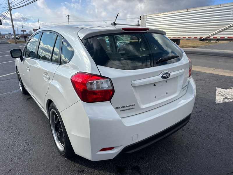 Subaru Impreza Premium Plus 5-Door+S/R 2013