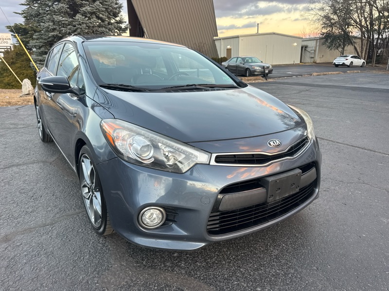 Kia Forte 5-Door SX 6A 2016