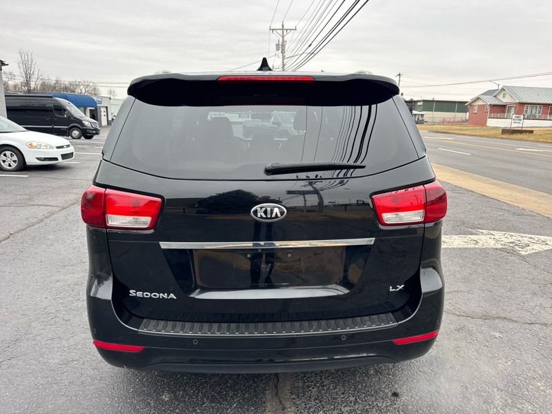 Kia Sedona LX 2016