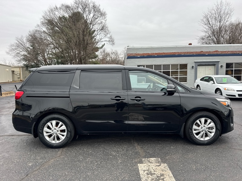 Kia Sedona LX 2016