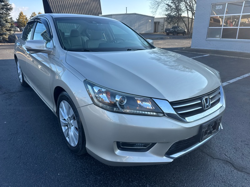Honda Accord EX-L Sedan CVT 2013