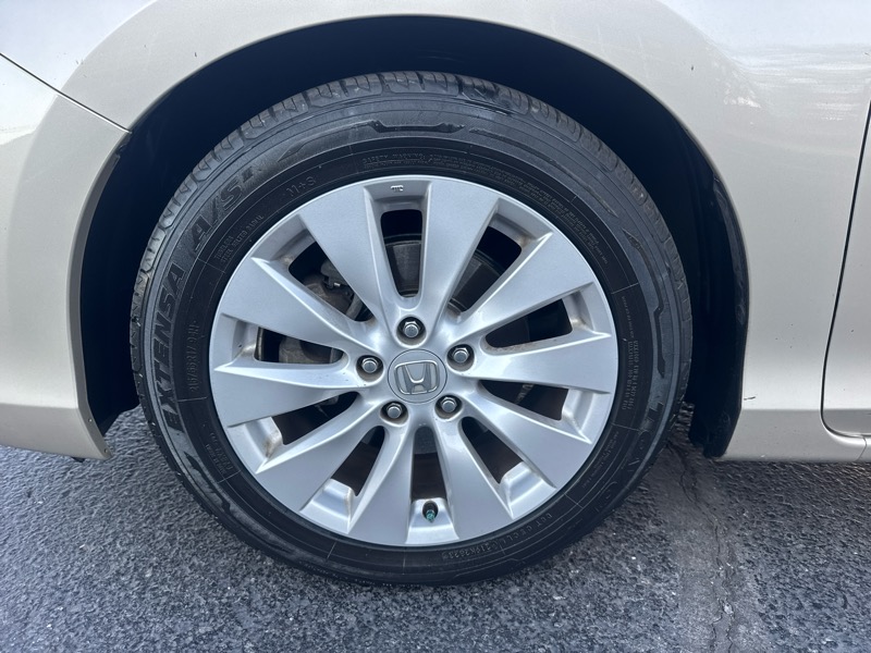 Honda Accord EX-L Sedan CVT 2013