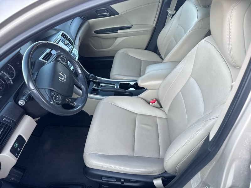 Honda Accord EX-L Sedan CVT 2013