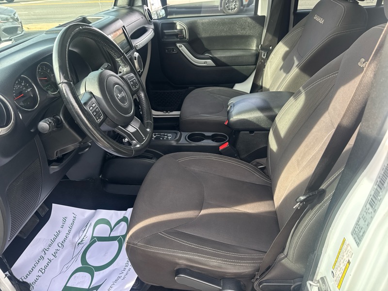 Jeep Wrangler Unlimited Sahara 4WD 2016