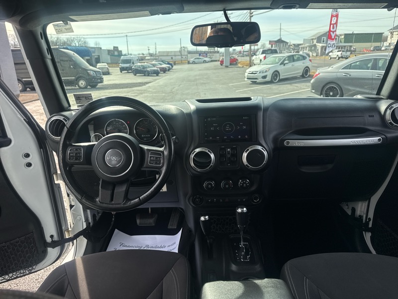 Jeep Wrangler Unlimited Sahara 4WD 2016