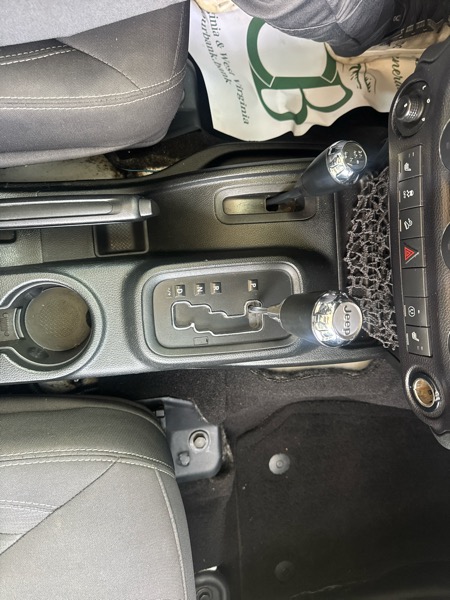 Jeep Wrangler Unlimited Sahara 4WD 2016