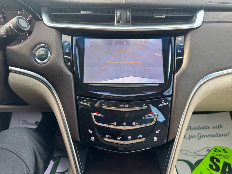 Cadillac XTS Luxury 2013