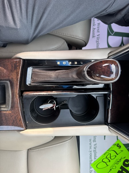 Cadillac XTS Luxury 2013