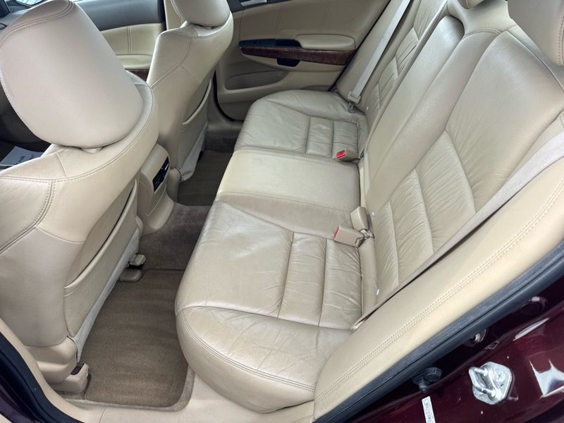 Honda Accord EX-L V-6 Sedan AT 2010