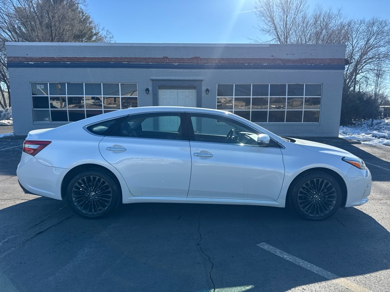 Toyota Avalon XLE 2016