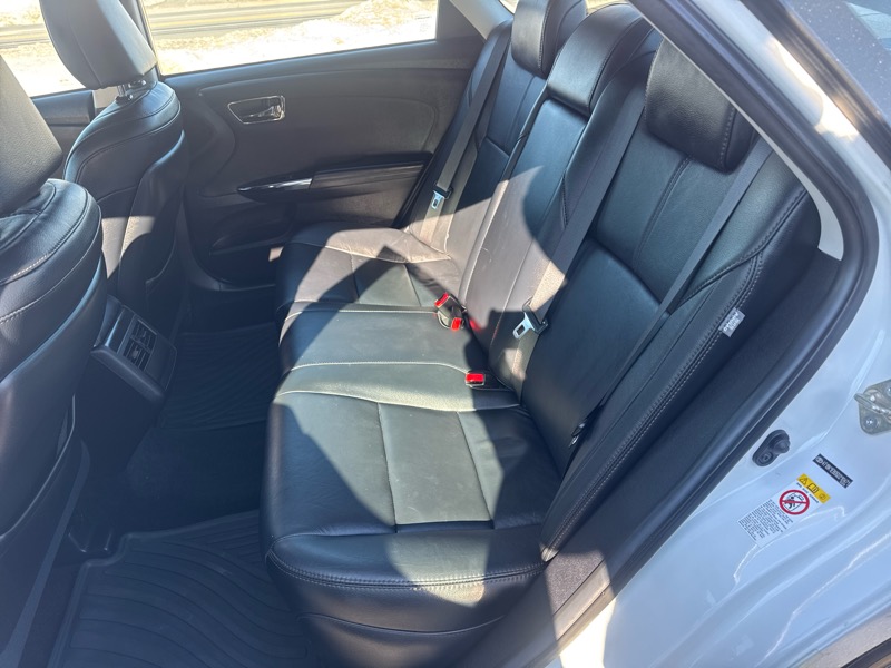 Toyota Avalon XLE 2016