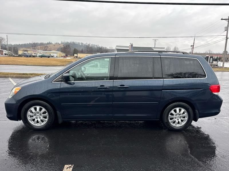 Honda Odyssey EX-L w/ DVD and Navigation 2010