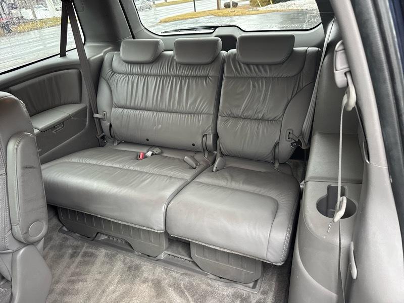 Honda Odyssey EX-L w/ DVD and Navigation 2010