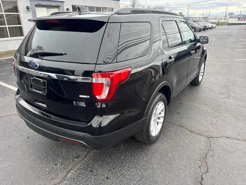 Ford Explorer Base 4WD 2016
