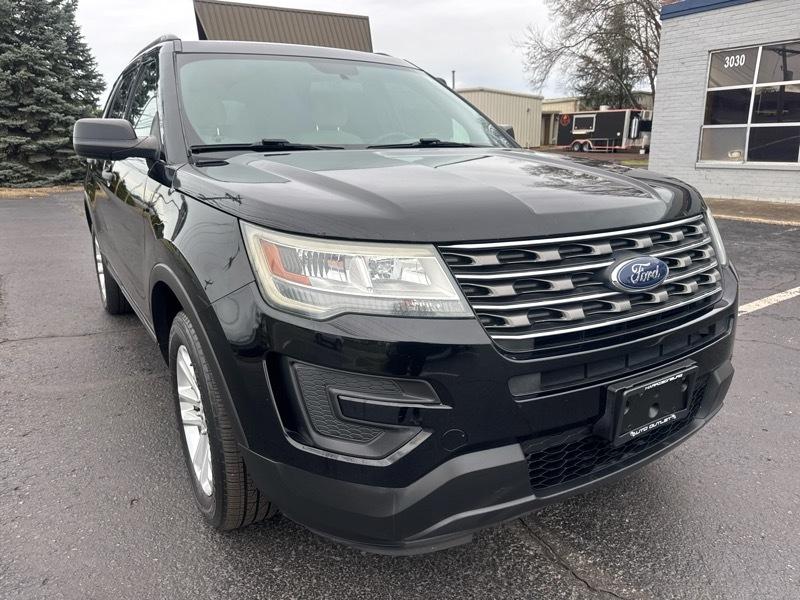 Ford Explorer Base 4WD 2016