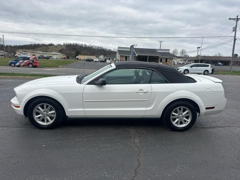 Ford Mustang V6 Premium Convertible 2008