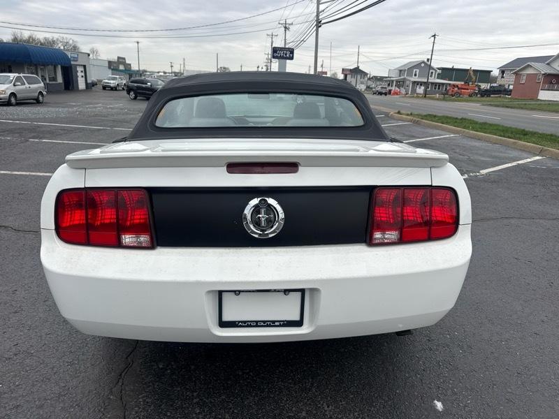 Ford Mustang V6 Premium Convertible 2008