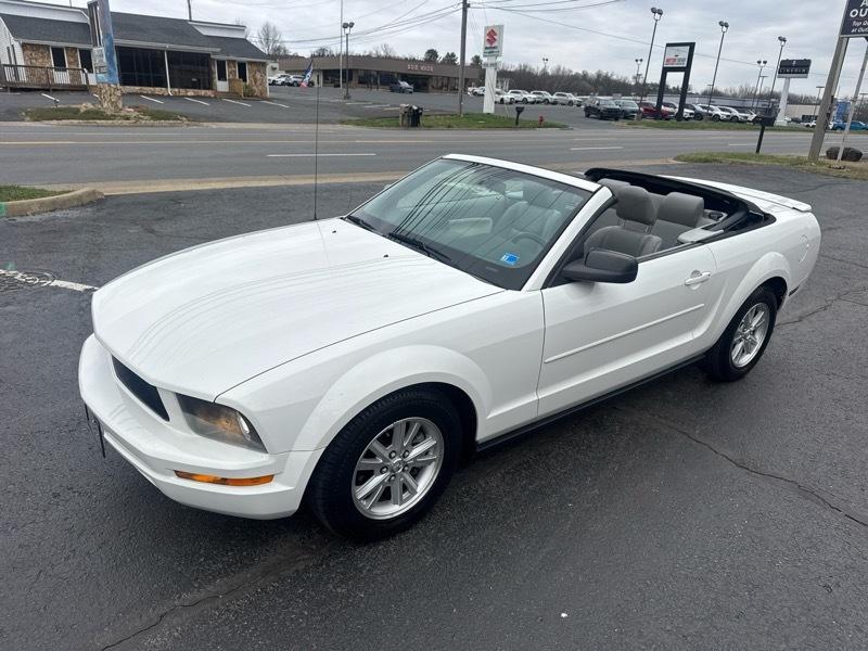 Ford Mustang V6 Premium Convertible 2008