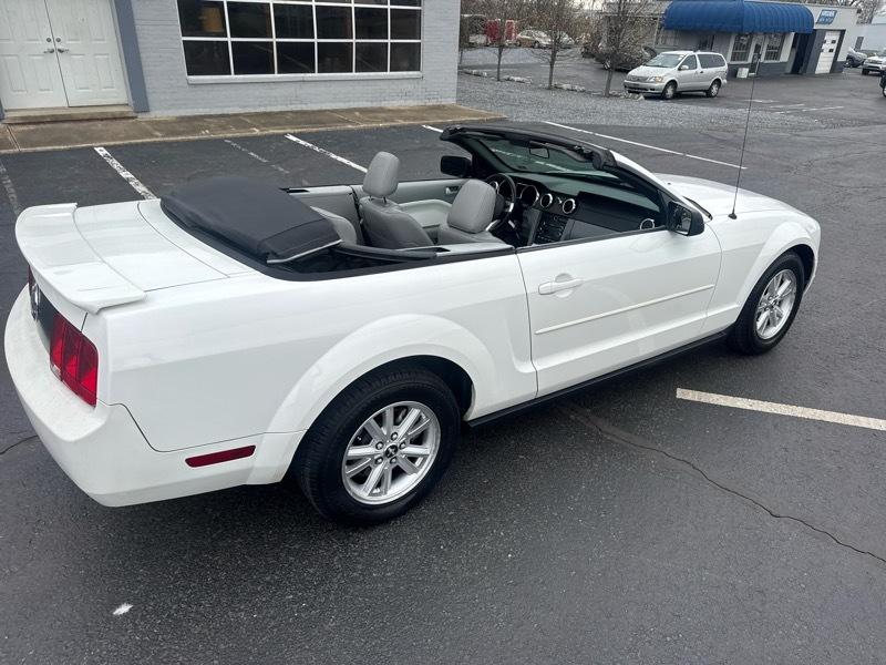 Ford Mustang V6 Premium Convertible 2008