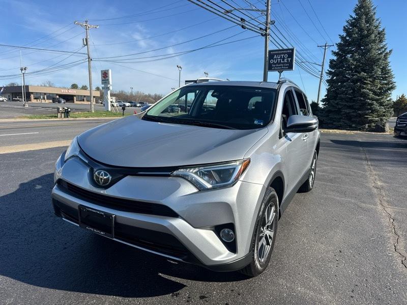 Toyota RAV4 XLE AWD 2018