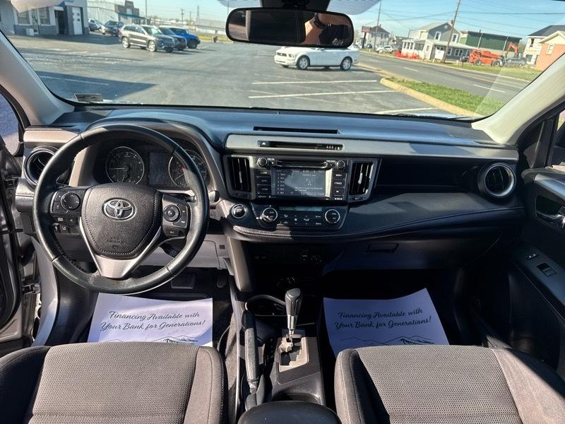 Toyota RAV4 XLE AWD 2018